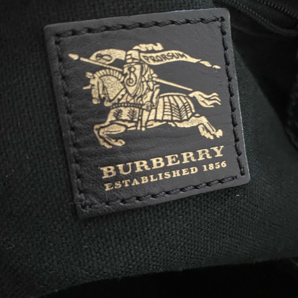Sold Authentic Burberry handbag - Picture 6 of 7